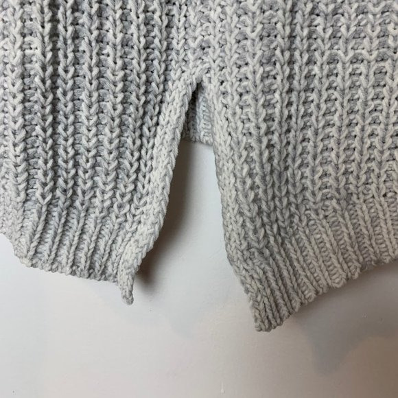 NWT! Ultra Flirt Gray Hooded Sweater Cropped Small - Picture 5 of 6